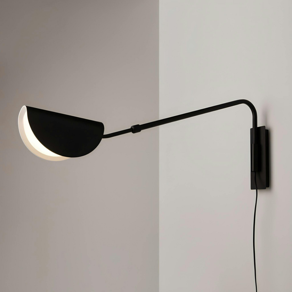 Applique murale noire – abat‑jour plié, bras orientable LENORE
