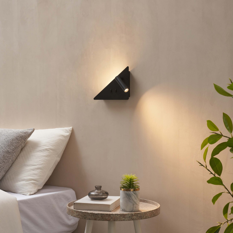 Applique triangle liseuse droite LED - ELARIS