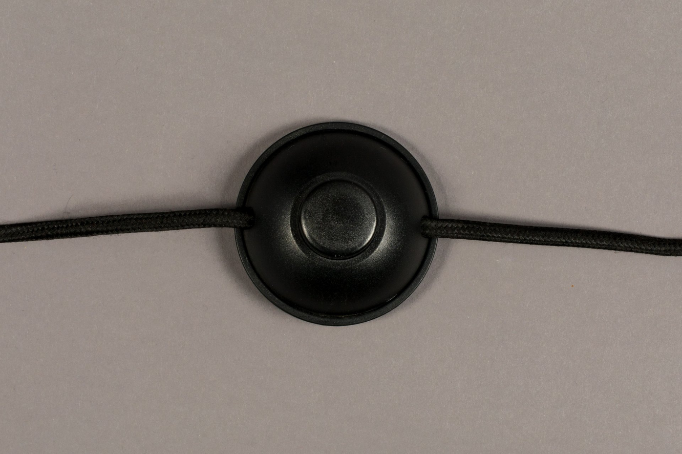 Lampadaire en métal Falcon