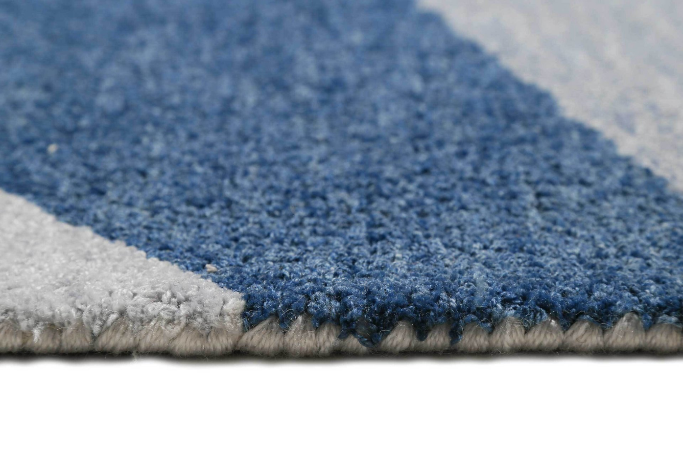 Tapis graphique à poil ras salon et chambre ,  Next Time 2.0