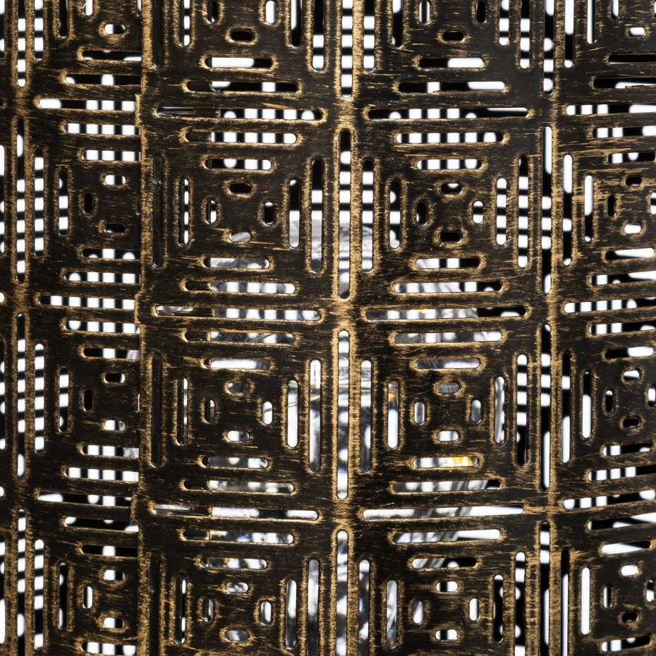 Lampe LED métal motifs ajourés nomade