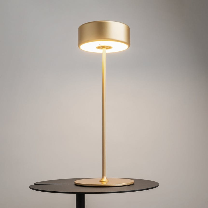 Lampe de table rechargeable en métal ALMA