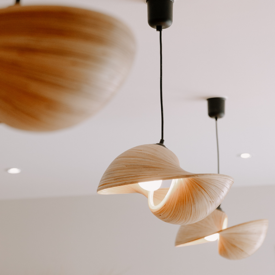 Suspension en bambou forme coquillage EKO