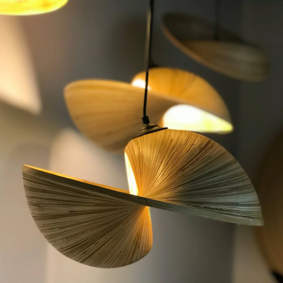 Suspension en bambou forme coquillage EKO