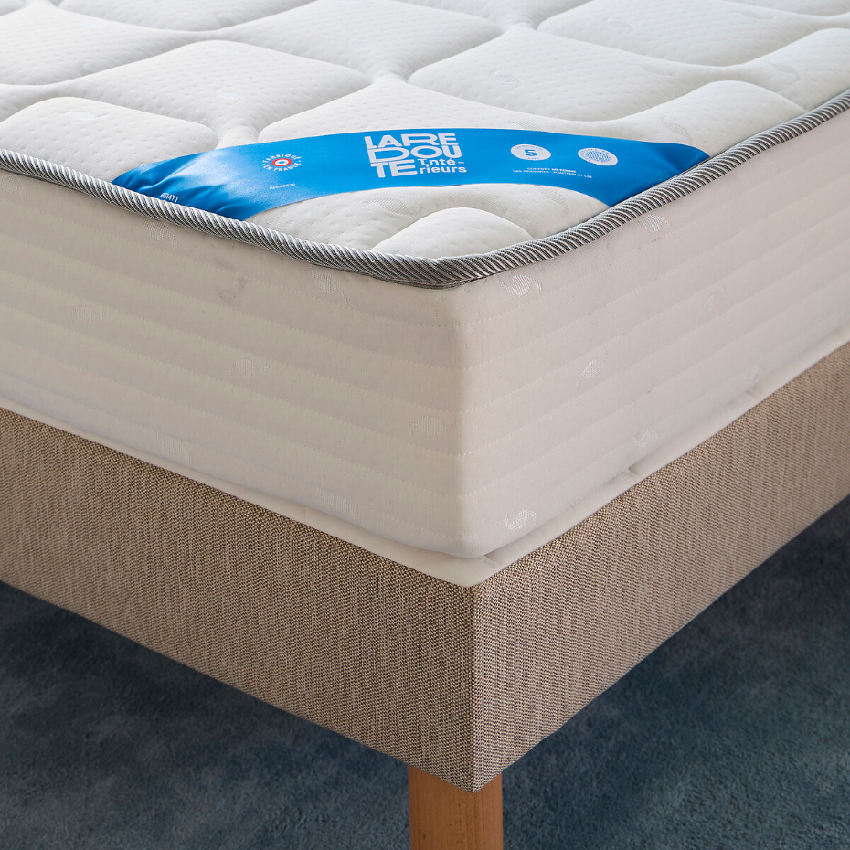 Matelas 406 ressorts ferme