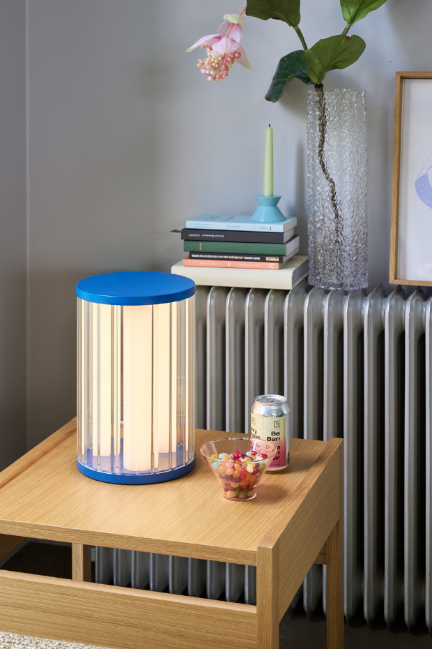 Lampe de table en fer et verre ARU