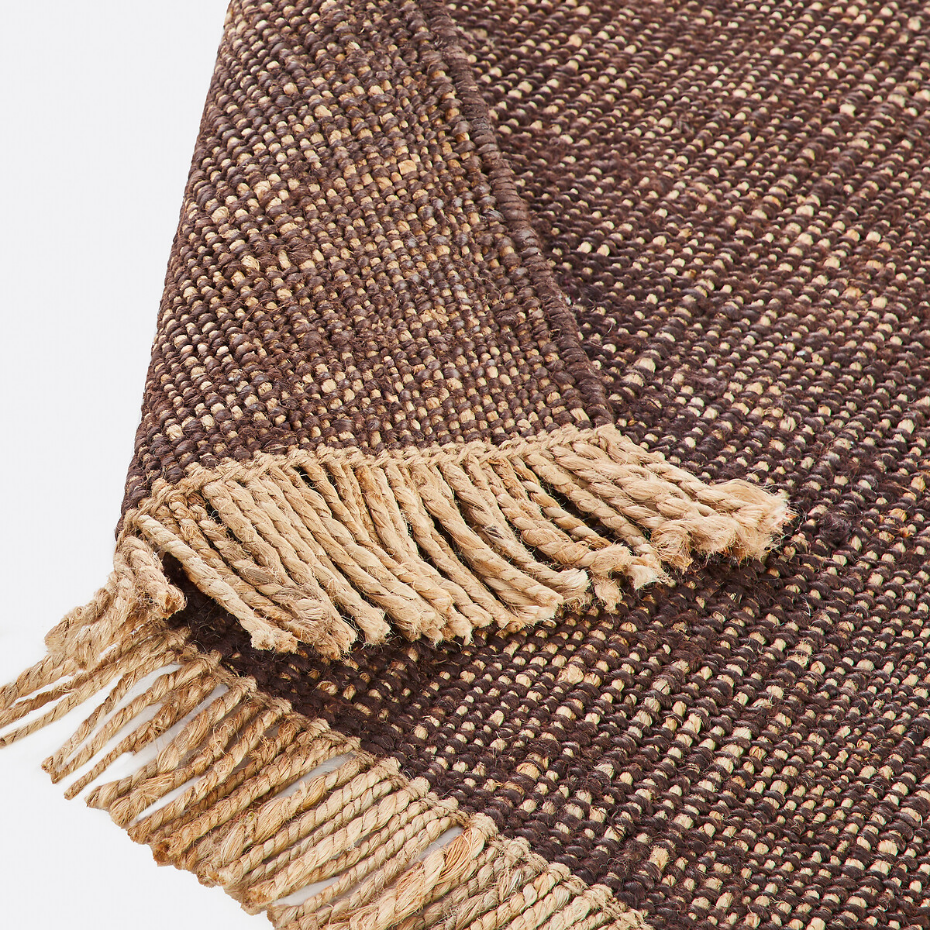 Tapis en jute, Babak