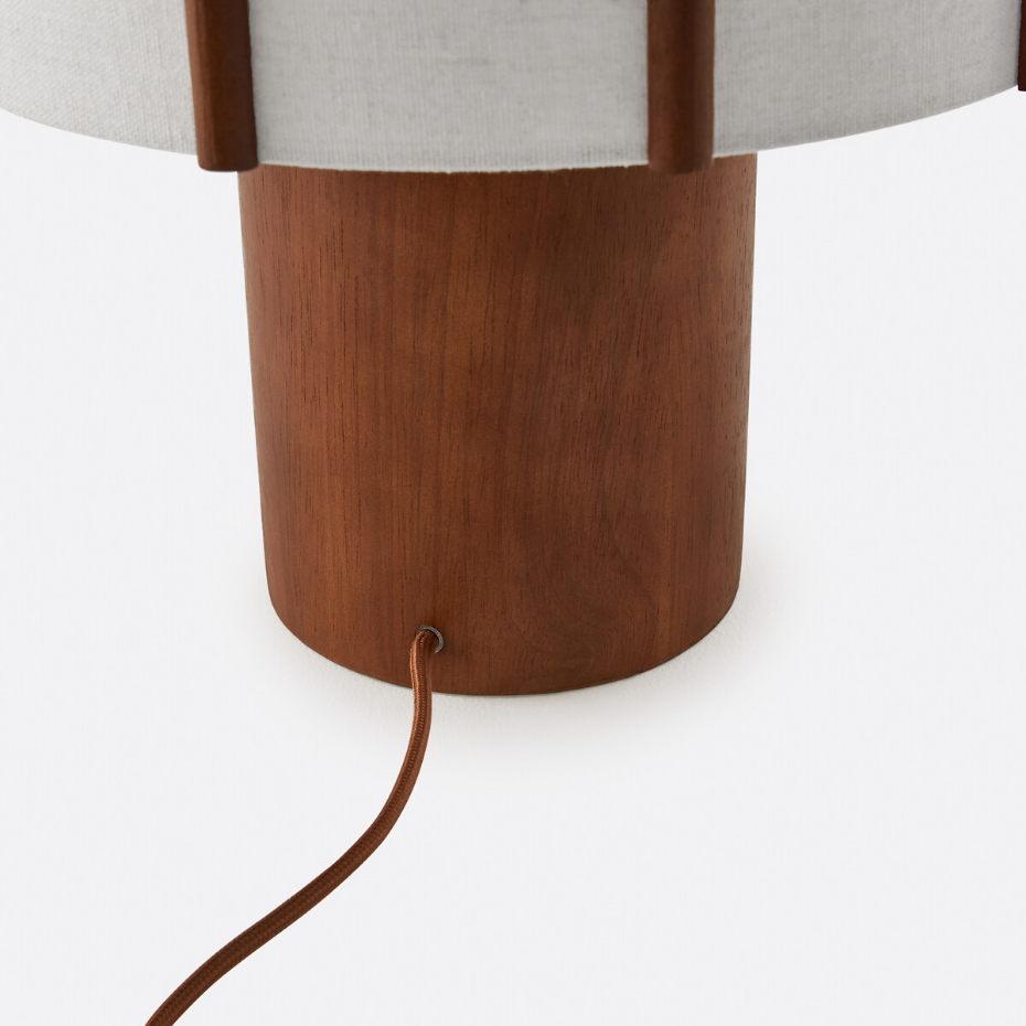 Lampe à poser en hévéa et lin, Vintela