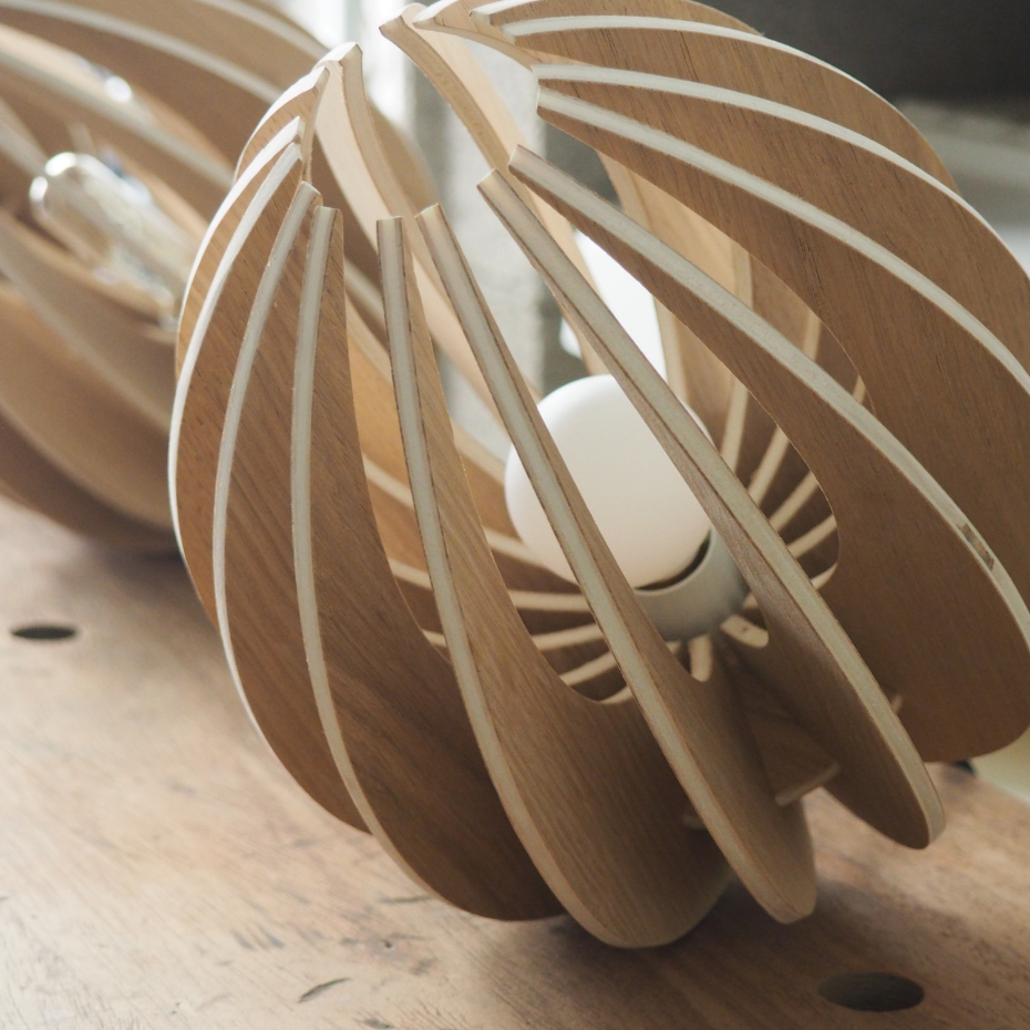 Lampe à poser chêne - FEVE
