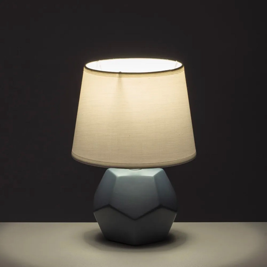Lampe à poser céramique grise et abat jour blanc 18x18x26cm