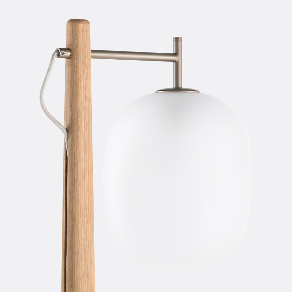 Lampadaire en chêne, métal fer verre givré, Navida
