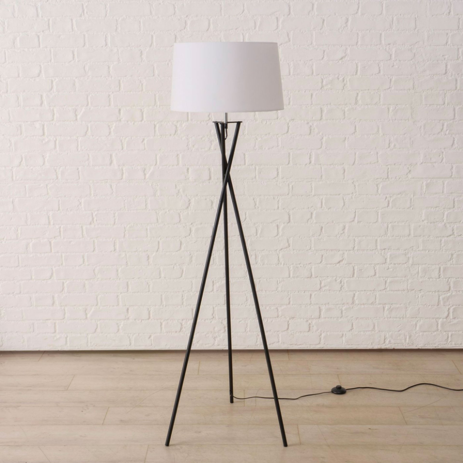Lampadaire trépied métal noir et abat-jour blanc 44x44x158cm