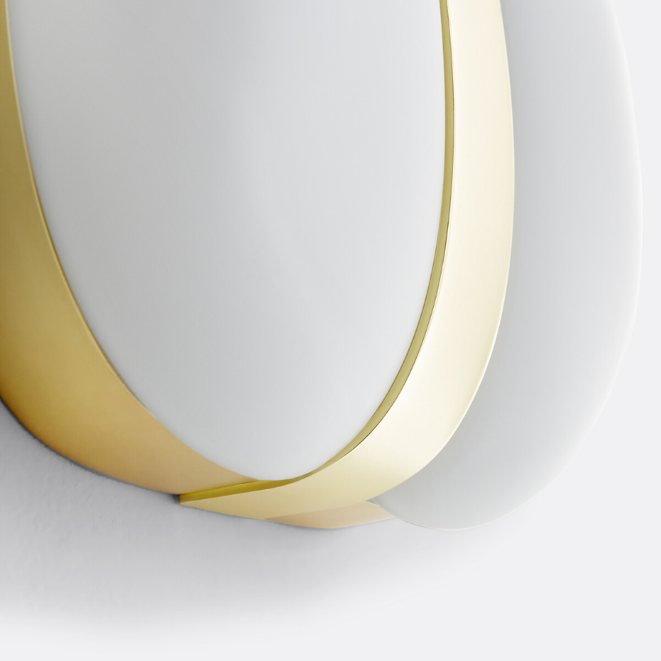 Applique laiton et verre opaline, Sitira
