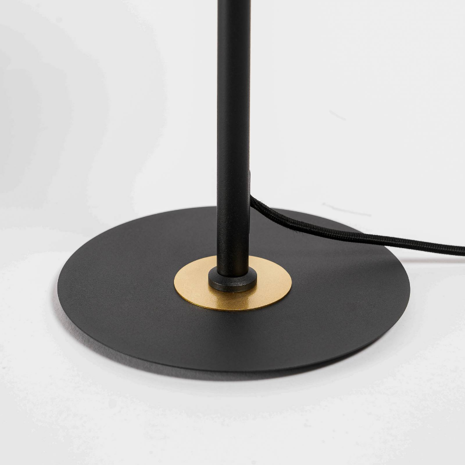 Lampe à poser en métal design, Aparas