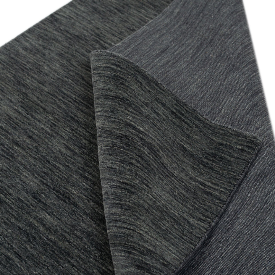 Tapis UNI en laine vierge tissé à la main agréable au toucher