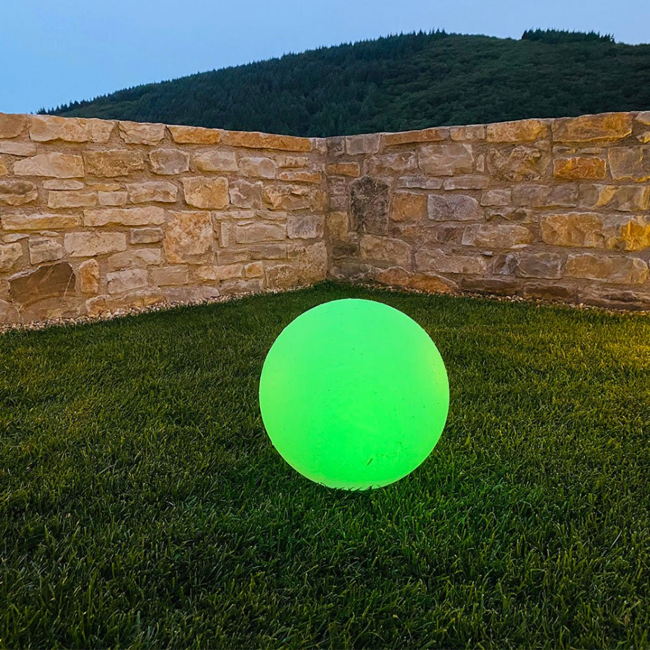 Boule lumineuse solaire multicolore SOLSTY ∅30cm