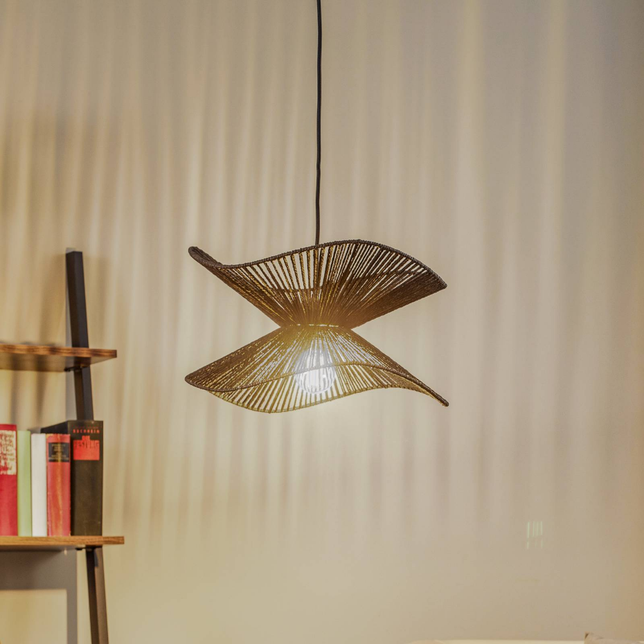 Suspension en papier moderne, Valdorin