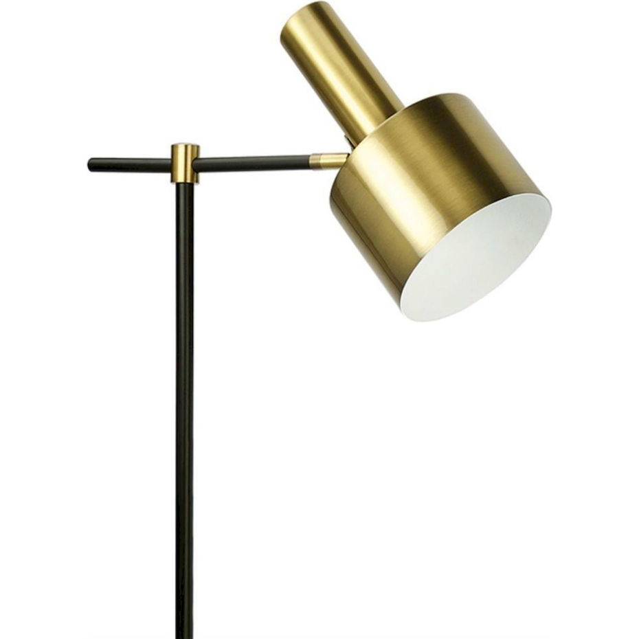 Lampadaire industriel en fer rectangulaire