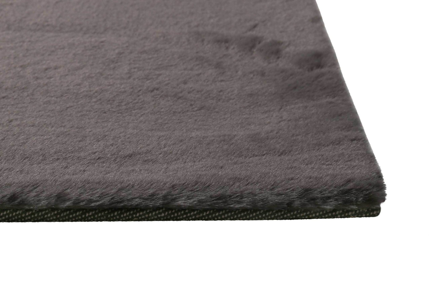 Tapis doux sensation peau de lapin ,  Anna