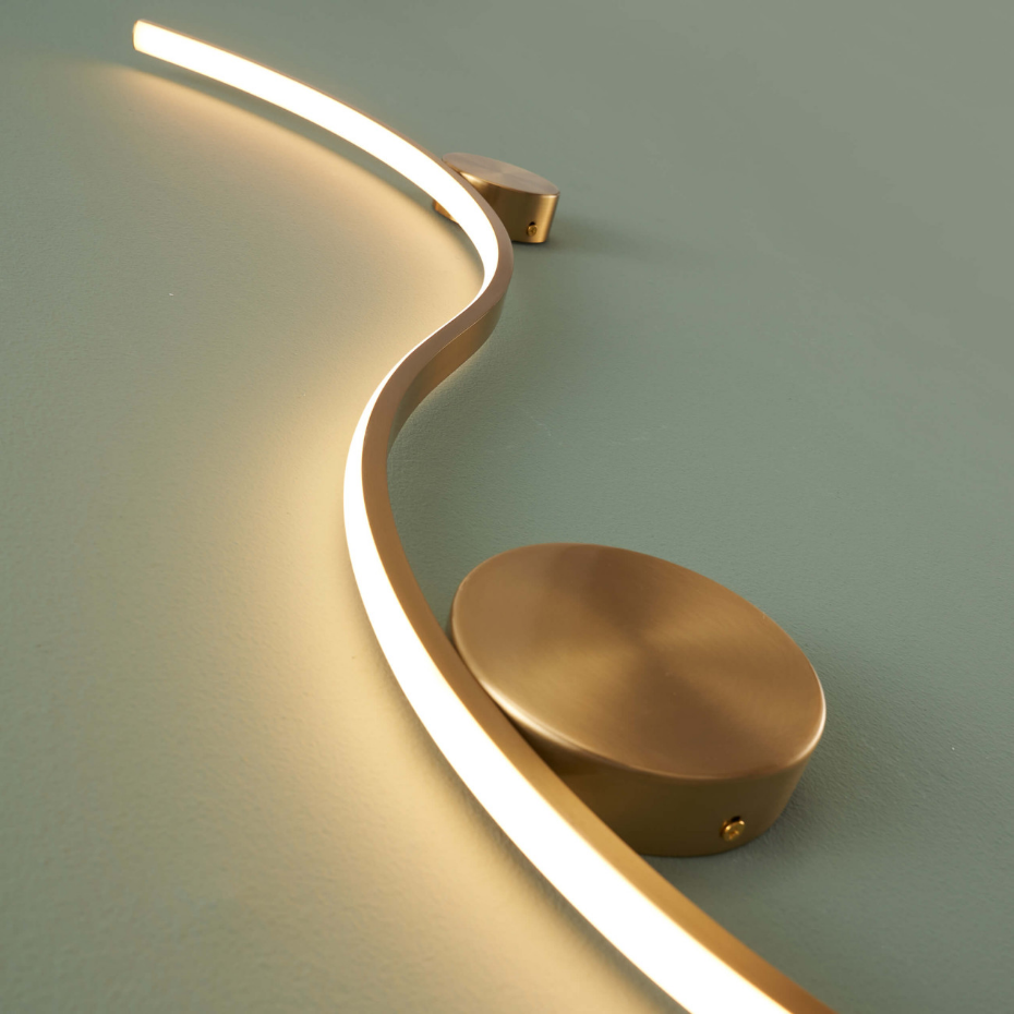 Applique murale avec LED intégrées – CURVA