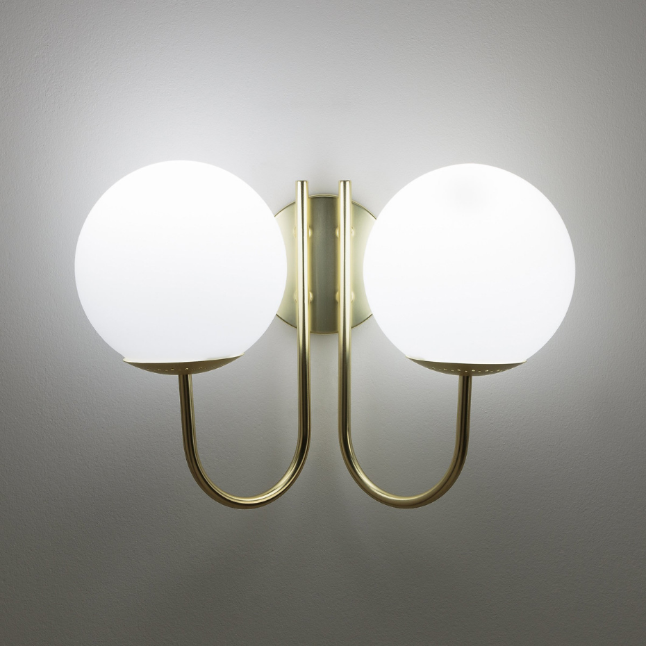 Applique laiton et verre opaline Moricio