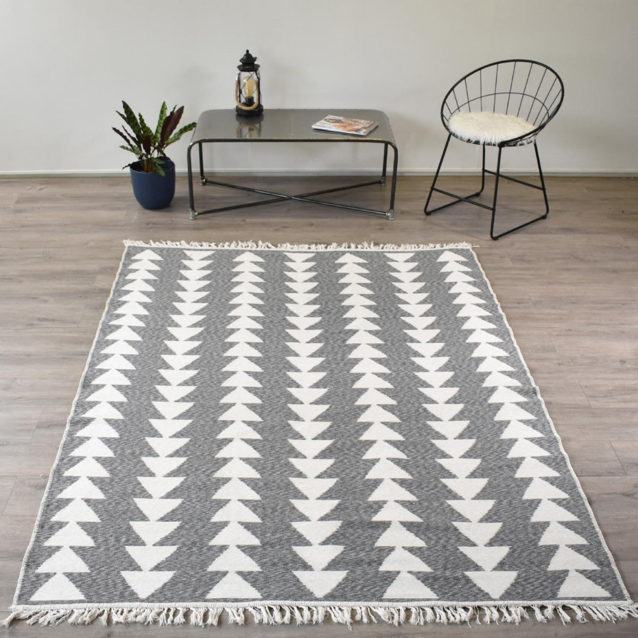 Tapis kilim reversible en coton motif scandinave BE