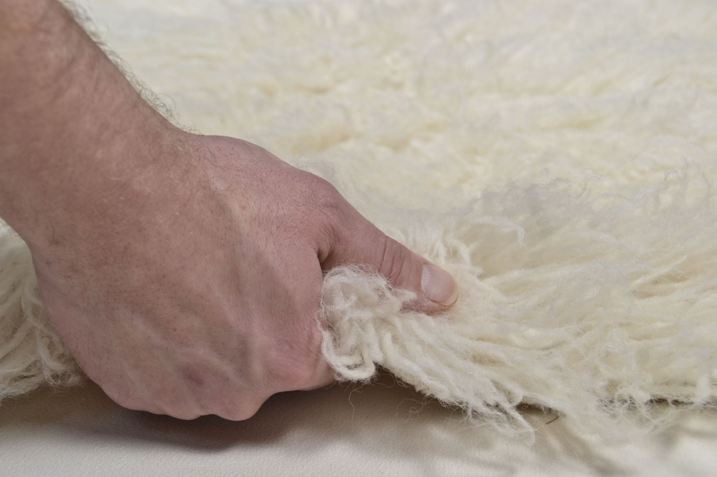 Tapis grec original flokati en laine tissé main - Flokos 1250