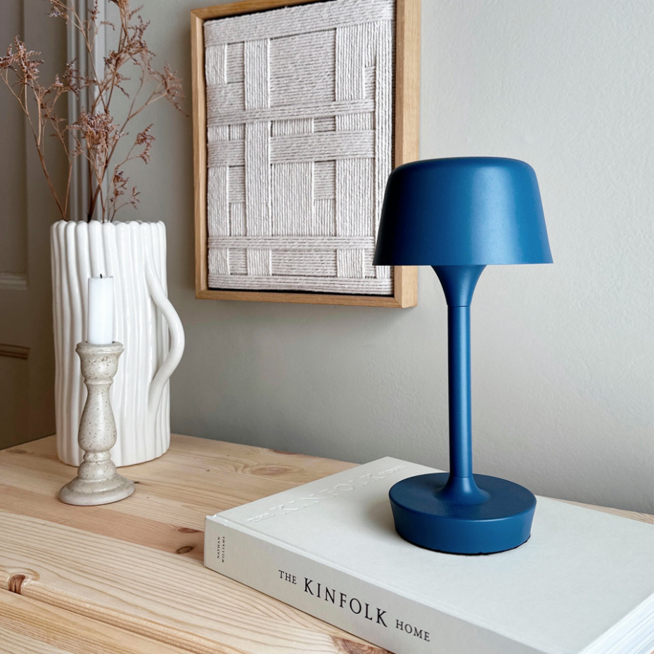 Lampe à poser en métal LED FLOW