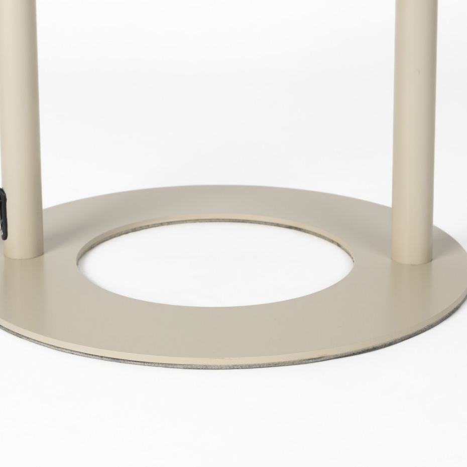 Lampadaire en métal- ARCH