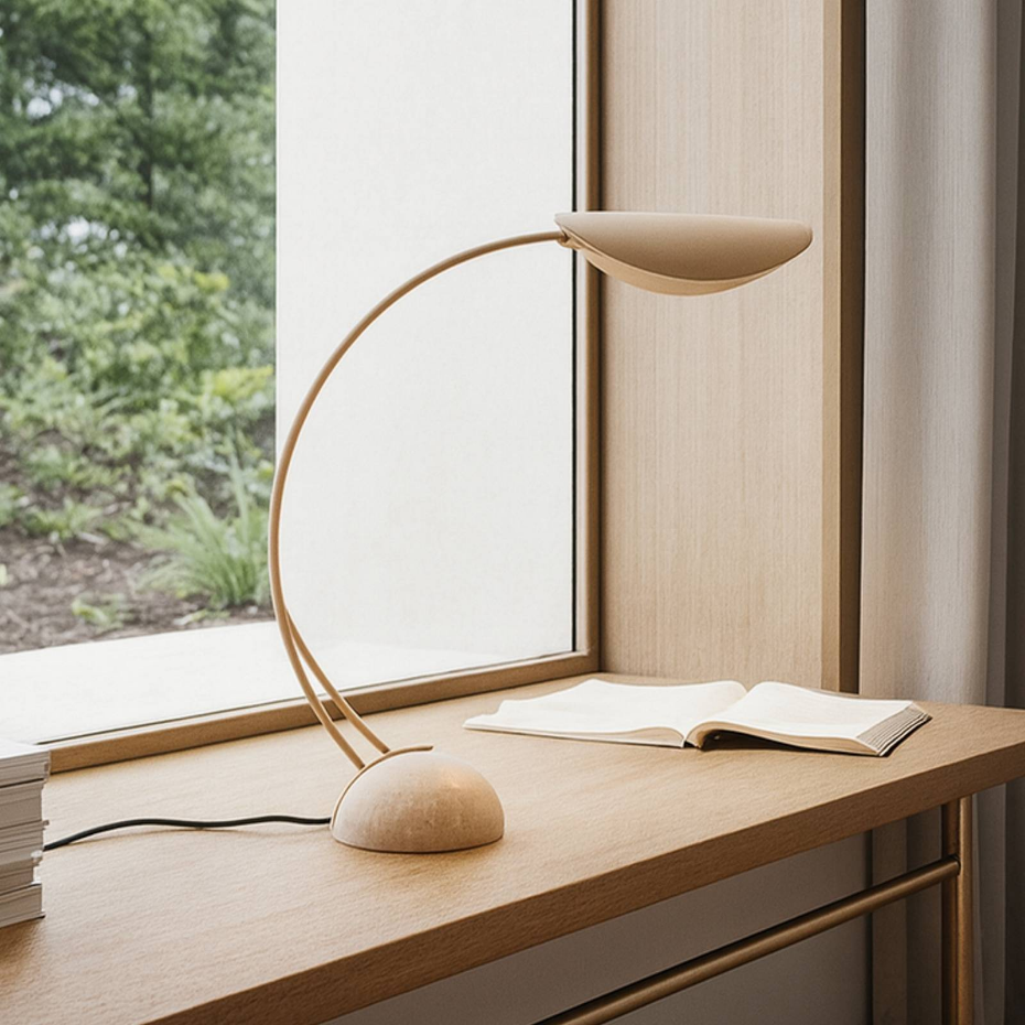 Lampe à poser en métal moderne, Rivera
