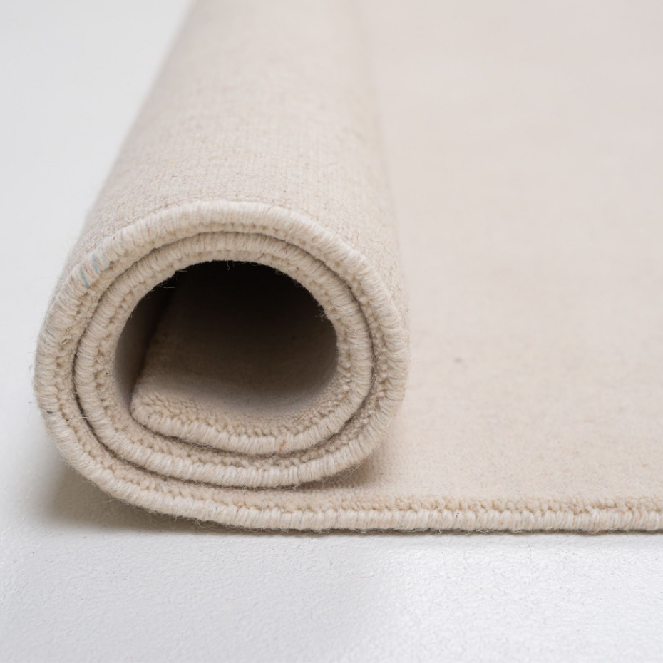Tapis UNI en laine vierge tissé à la main agréable au toucher
