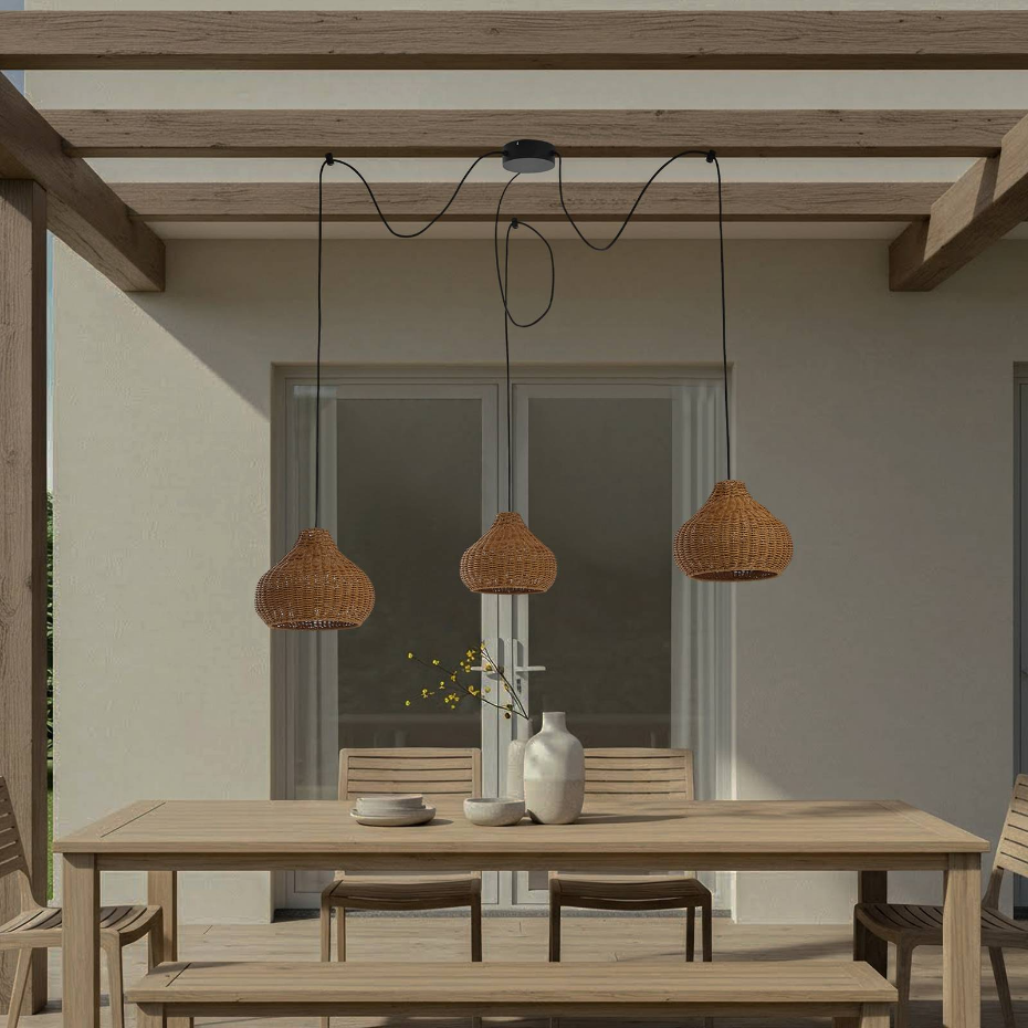 Luminaire extérieur en bois traditionnel