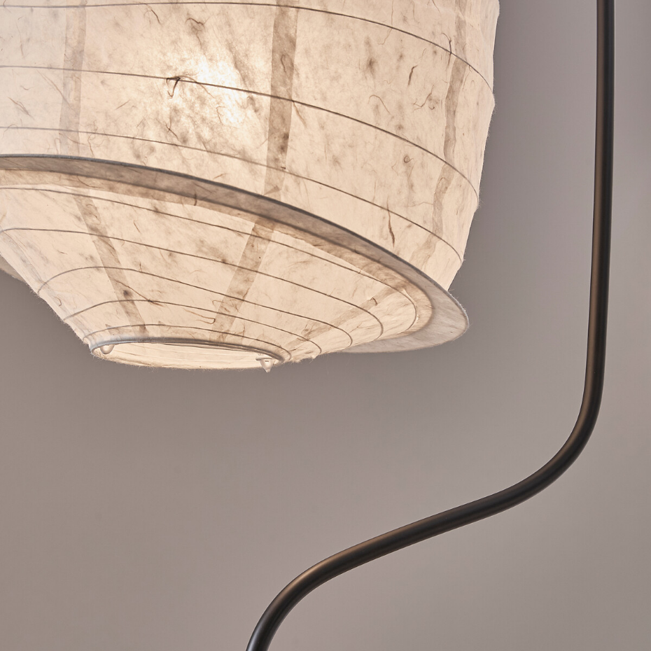 Lampadaire en papier texturé et métal fer, NASSAH