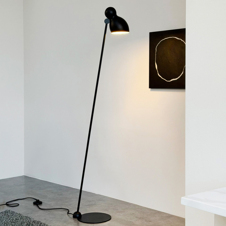 Lampadaire en métal noir LUDO