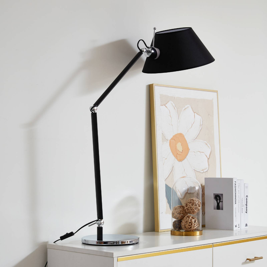 Lampe à poser en métal, Dansari