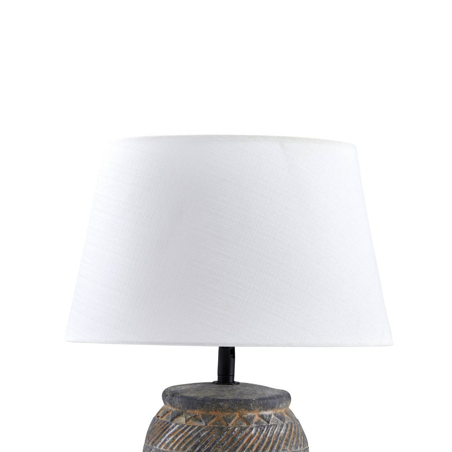 Lampe à poser en textile traditionnelle