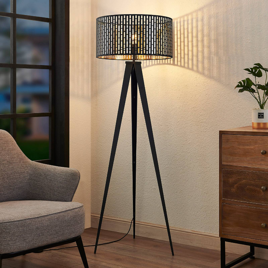 Lampadaire en métal, Thoralf