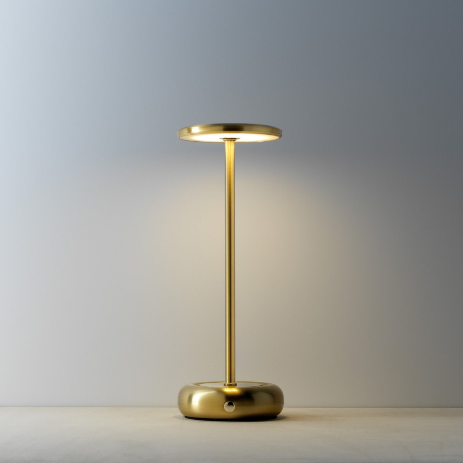 Lampe de table en fer SMOOTH OPERATOR