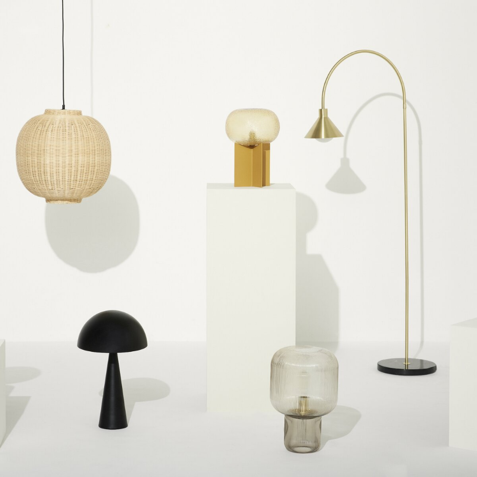 Lampe de table design métal