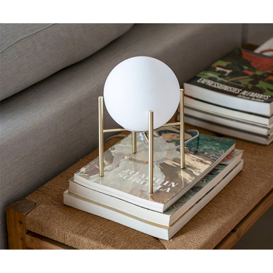 Lampe de chevet ronde en verre et laiton doré