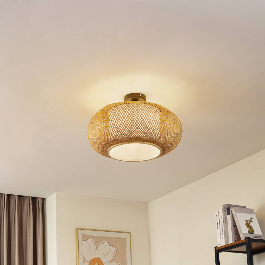 Plafonnier en bambou traditionnel, Romaine
