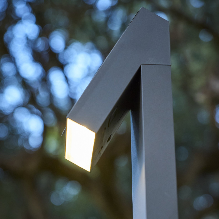 Balise solaire à fixer ou à planter SOLTEK TALL H56cm