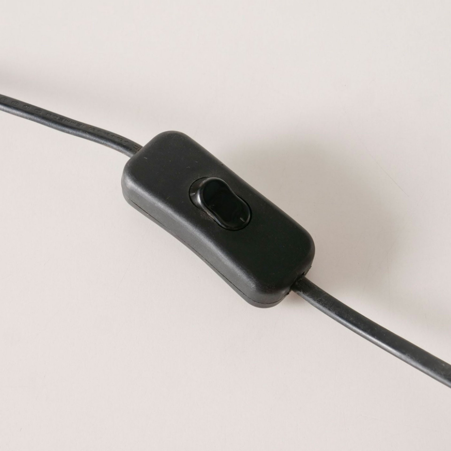 Lampe à poser résine noire animaux sauvages 43.5x26x64.5cm