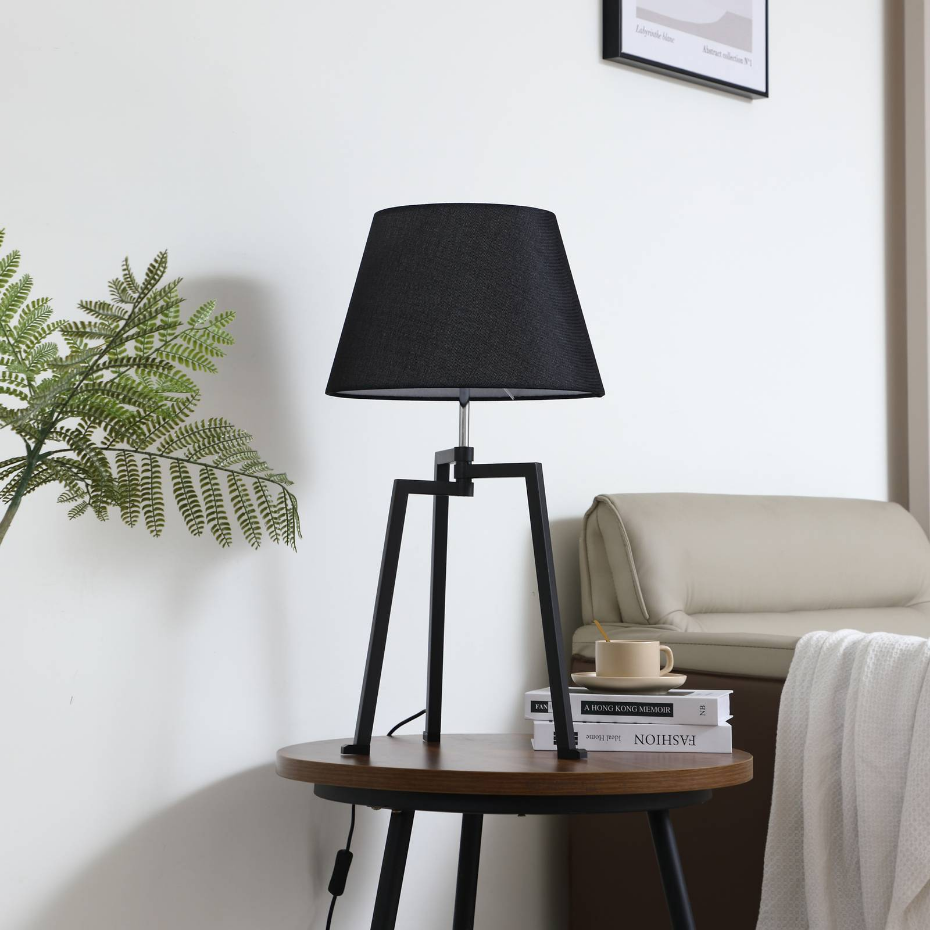 Lampe à poser en métal, Amona