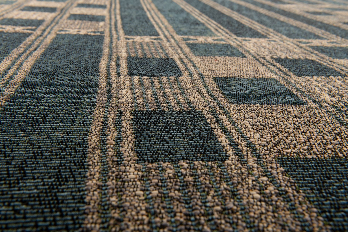 Tapis tissé d'intérieur et d'extérieur pour la terrasse et le balcon - Aurora