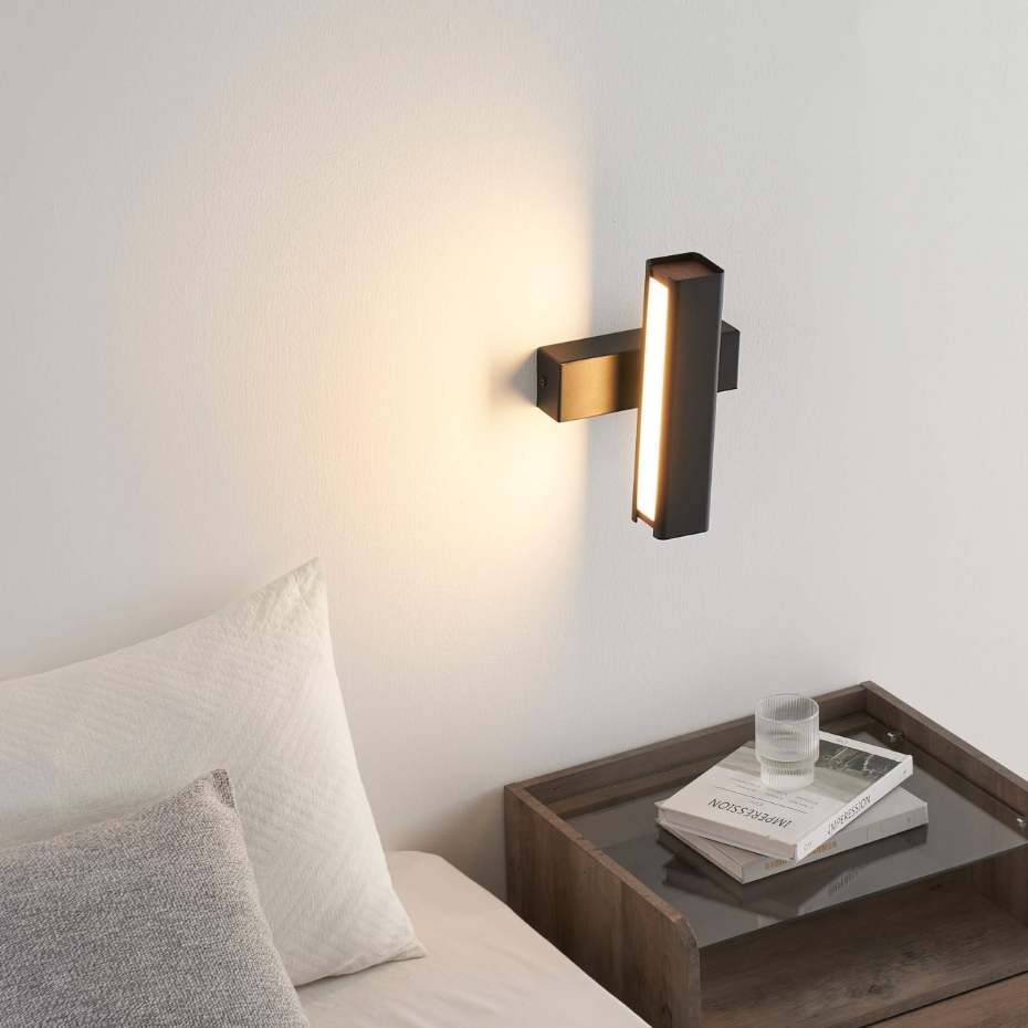 Applique LED pivotante et élégante - SALVI