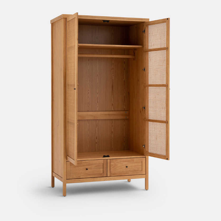 Armoire 2 portes pin massif et cannage, Gabin