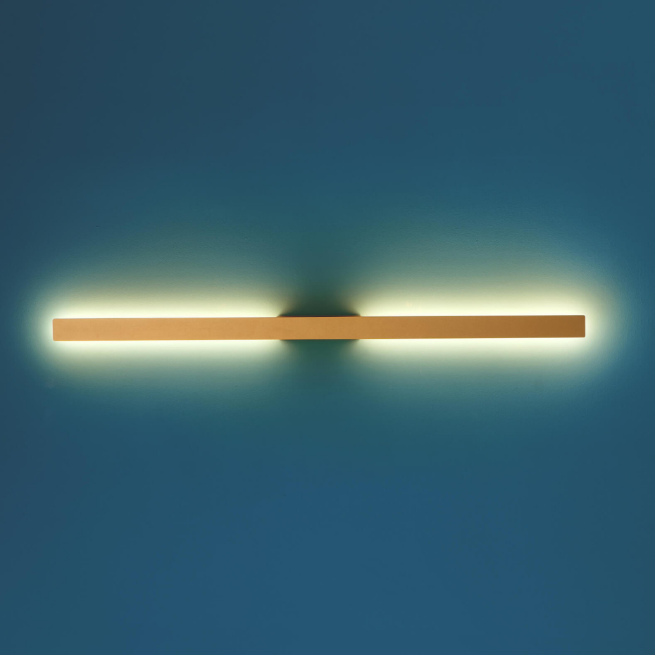Applique LED dorée minimaliste - SAMBAI