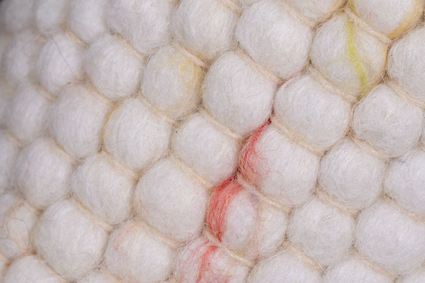 Tapis réversible en laine foulée tissé à la main aux couleurs vives - Hoernum