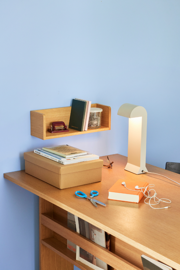 Lampe de table en fer et polycarbonate SOOTHE